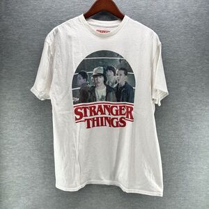 STRANGER THINGS - Netflix White Short Sleeve Tee Shirt Size Large  A18b